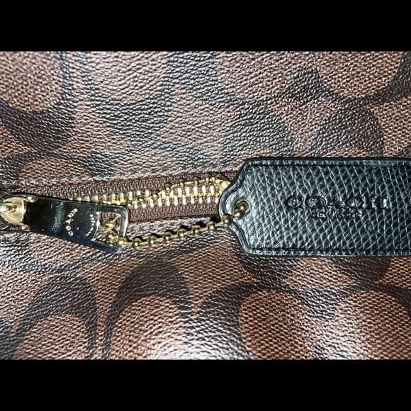 Coach baby diaper purse - Picture 6 of 7